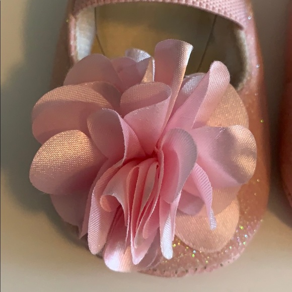Baby girl shoes, size 0-6 months - Picture 2 of 5